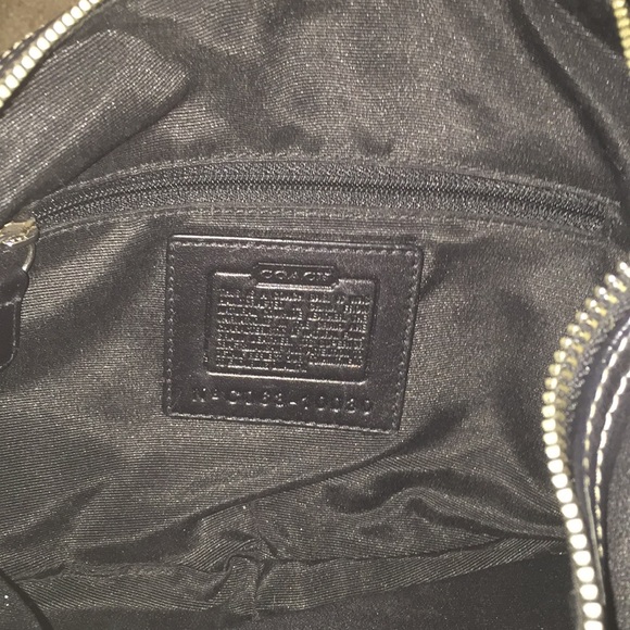 Black Coach small shoulder bag - Picture 4 of 4